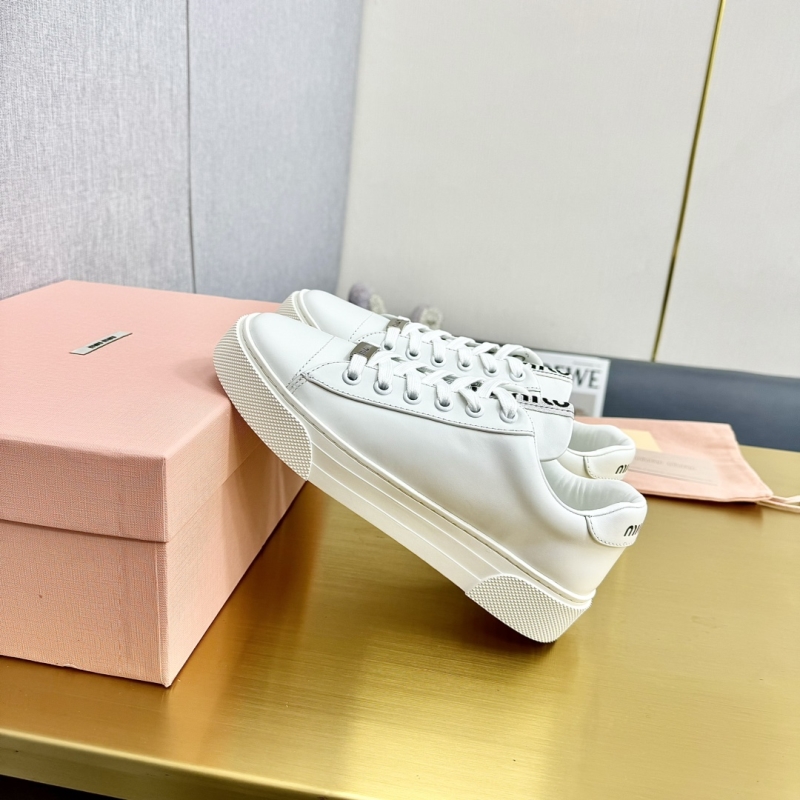 Miu Miu Casual Shoes